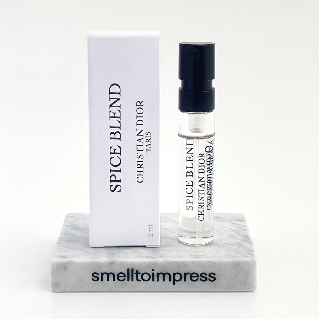 크리스챤 디올 스파이스 블렌드 (남녀공용) EDP 1.2ML 공식 향수 샘플 스멜투임프레스 대리석 스탠드 상세 정보