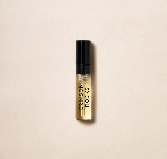 2ml 0.06oz 공식 향수 샘플로 아무아주 크림슨 락의 고급스러운 향에 푹 빠져보세요. 명망 높은 아무아주 퍼퓸 하우스에서 제작한 이 샘플은 본품에 담기 전에 이 특별한 향수의 매혹적인 향을 직접 경험할 수 있는 완벽한 기회를 제공합니다. 아무아주 크림슨 락으로 당신의 향수 세계를 한 단계 업그레이드하세요.
