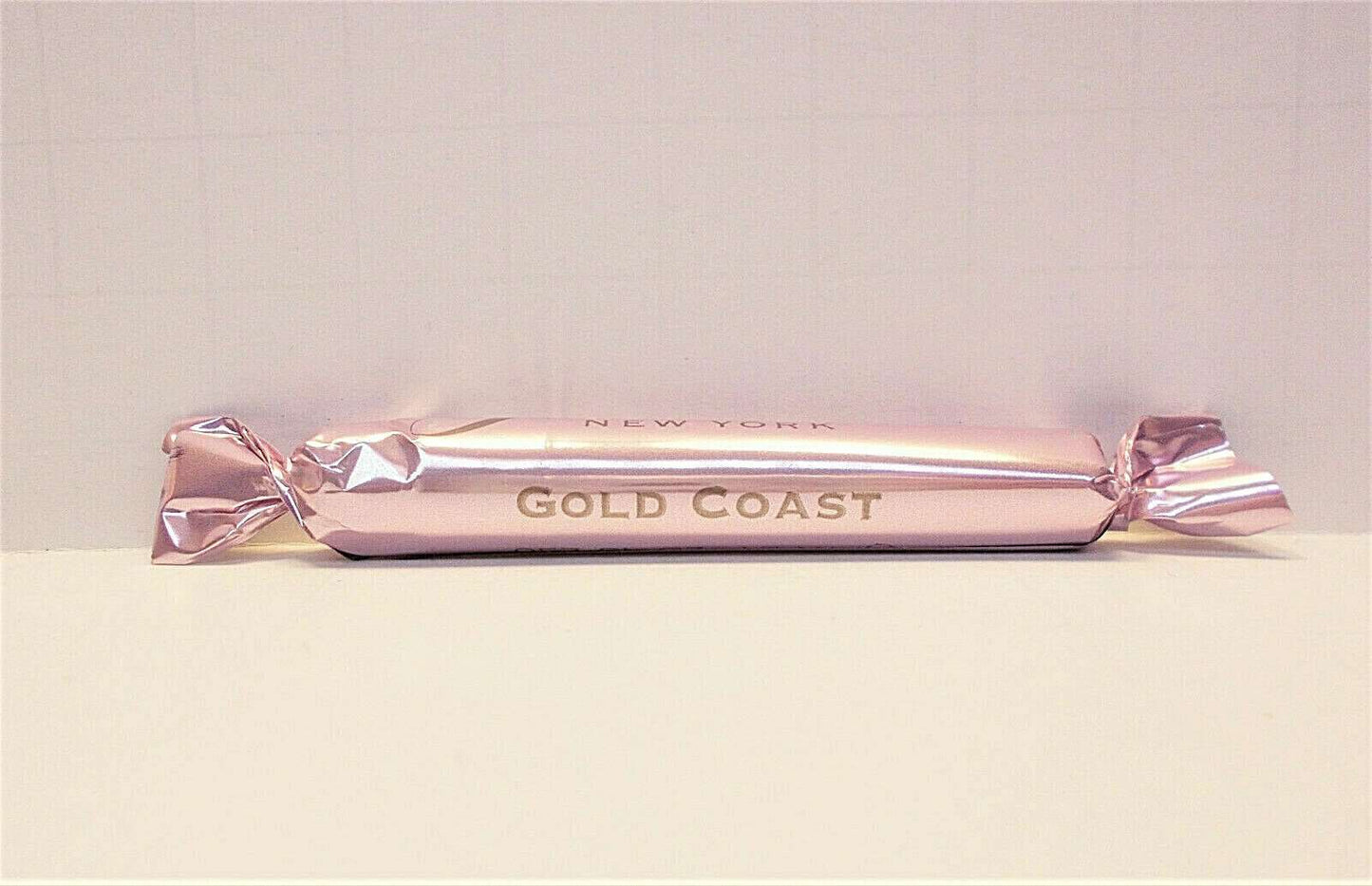 Bond No. 9 Gold Coast 1.7 ML 0.06 fl. oz. officiellt parfymprov, Bond No. 9 Gold Coast 1.7 ML 0.06 fl. oz. officiel parfumeprøve, Bond No. 9 Gold Coast 1.7 ML 0.06 fl. oz. officieel parfumstalen, Bond No. 9 Gold Coast 1.7 ML 0.06 fl. oz. official per